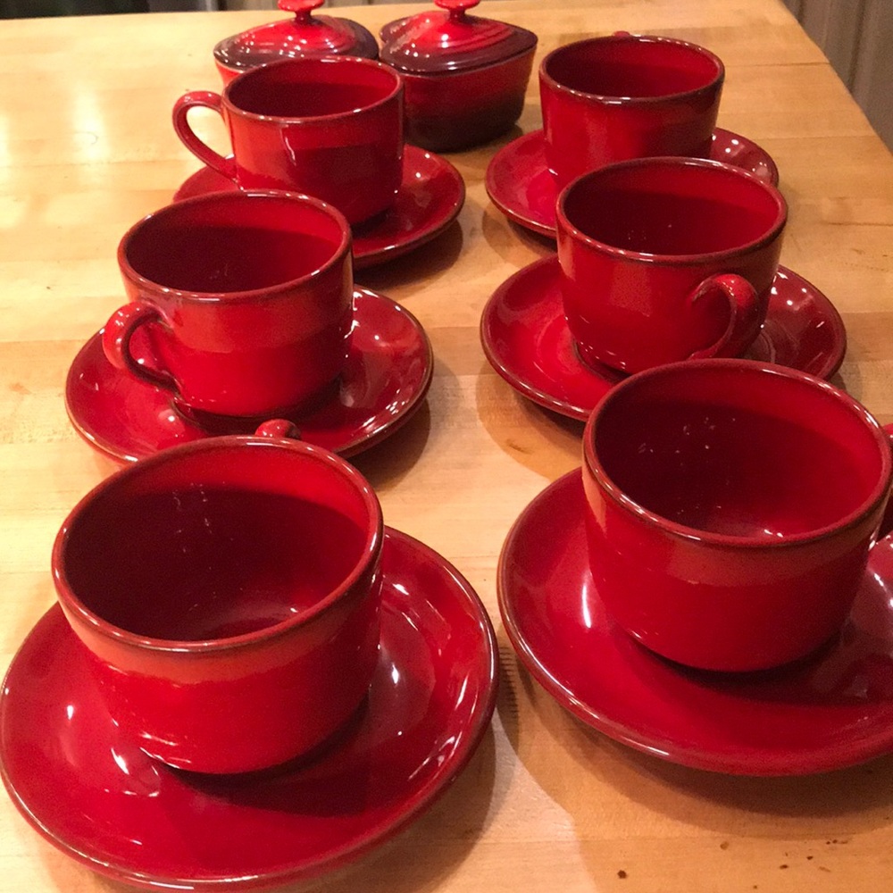 Six Big, Bold, Beautiful Red Coffee Cups & Saucers